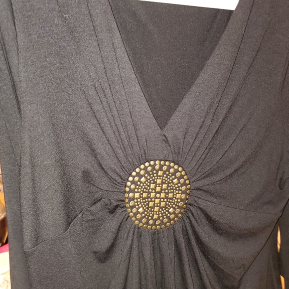 Top - Picture 1 of 2